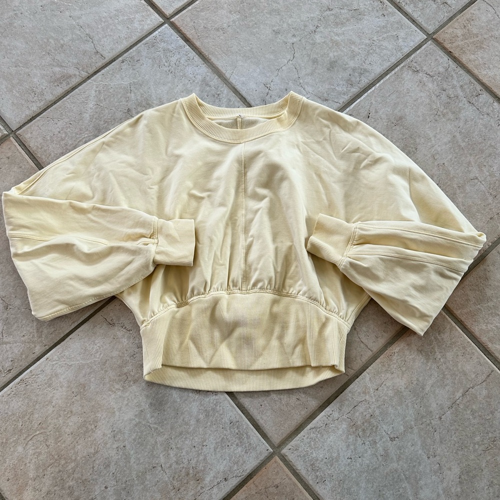 Pale Yellow Lululemon Cropped Crew Neck with Synched Waist and Cuffs